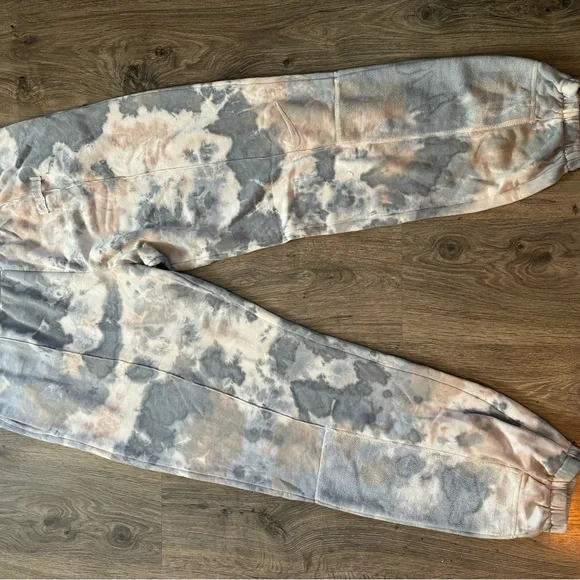 Nike Tie-Dye Hoodie and Joggers Set - Gray and Pink - Picture 2 of 14